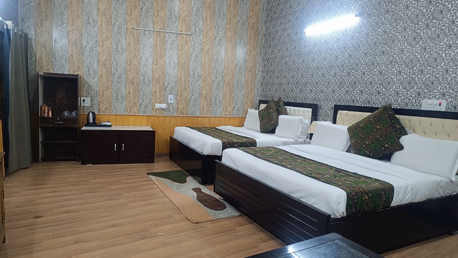 Super Deluxe Room